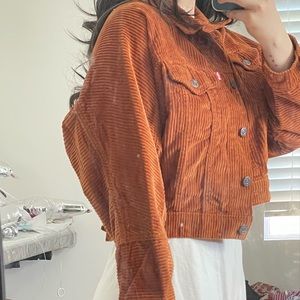 Levi’s trucker jacket